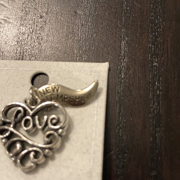 Sterling silver charm - Picture 2 of 3